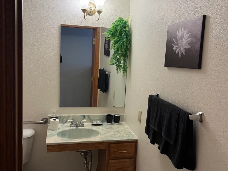 Resident bathroom at Adava Care Glendale assisted living